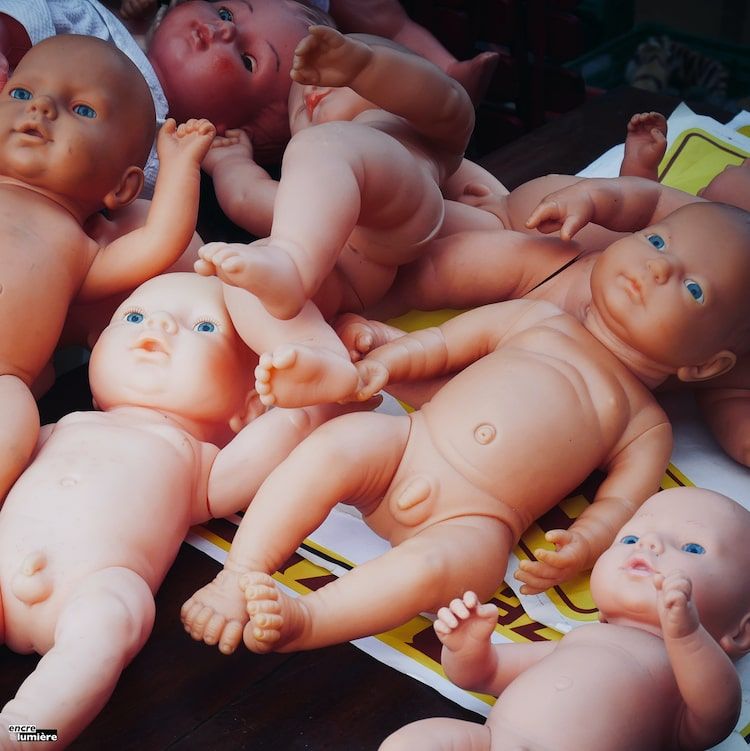 poupée ancienne, brocantes, vide-grenier, foire à tout - Photo : Antoine Fantin