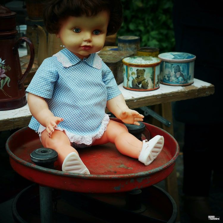 poupée ancienne, brocantes, vide-grenier, foire à tout - Photo : Antoine Fantin