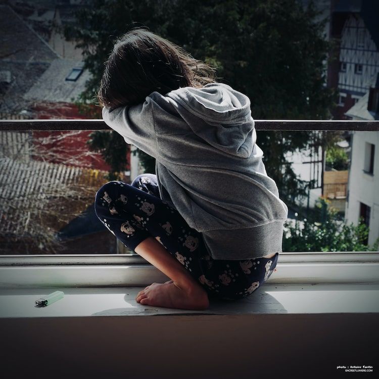 Série "À la fenêtre" de Antoine Fantin