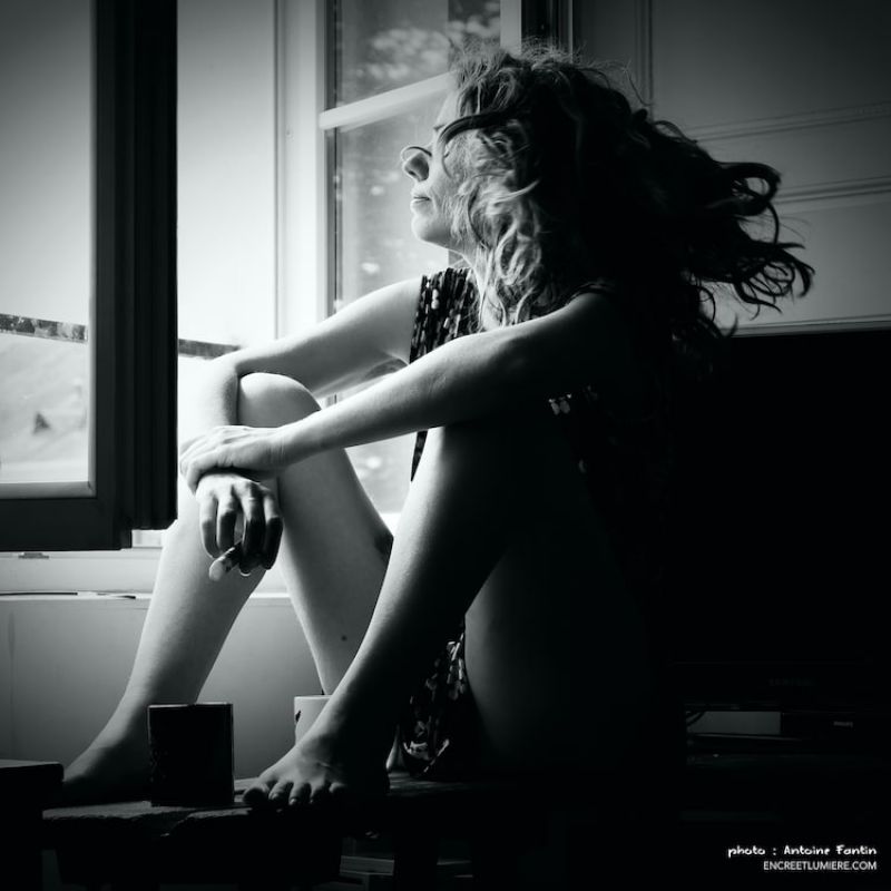 A la fenêtre : série de photos faites durant le confinement par le photographe normand Antoine Fantin.