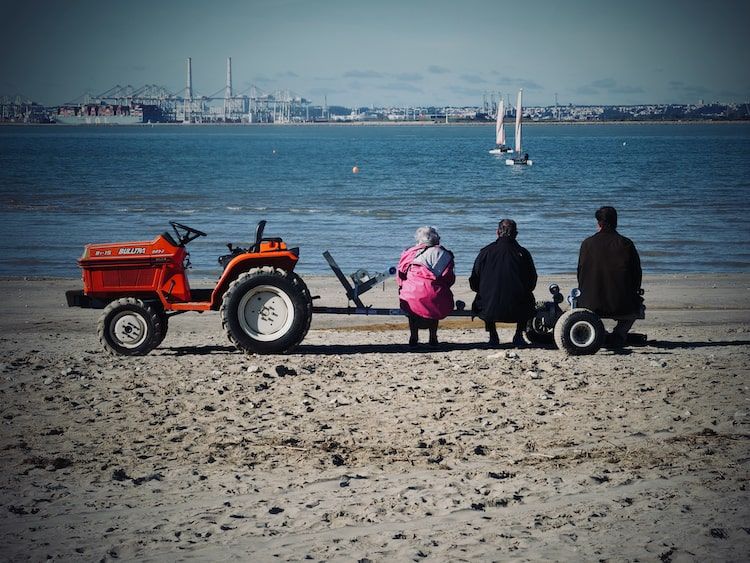 Contrebassiste dans le métro